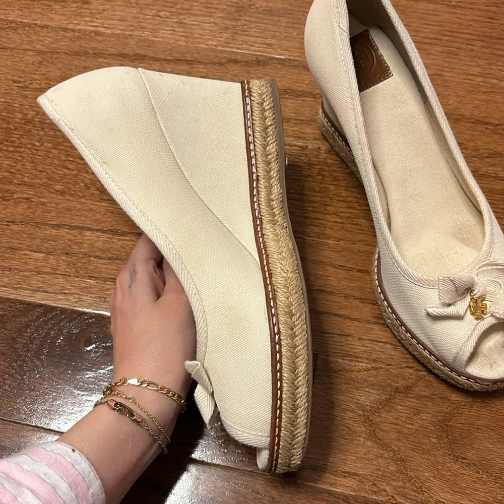 Tory Burch Ivory Jackie Canvas Espadrille Wedges - size 9.5 - Picture 5 of 10